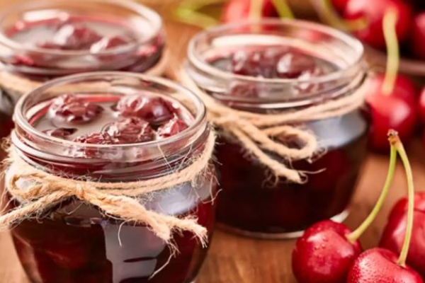 TARÇINLI VİŞNE REÇELİ 