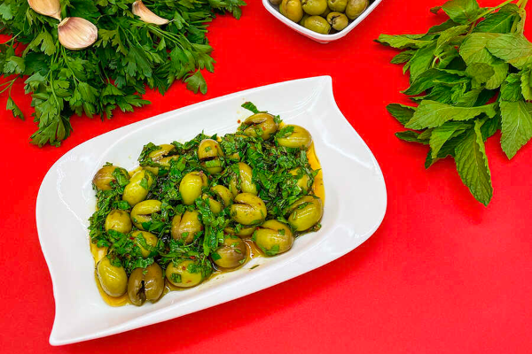 ANTAKYA ZEYTİN SALATASI