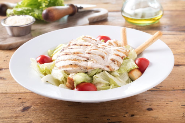 TAVUKLU SEZAR SALATA