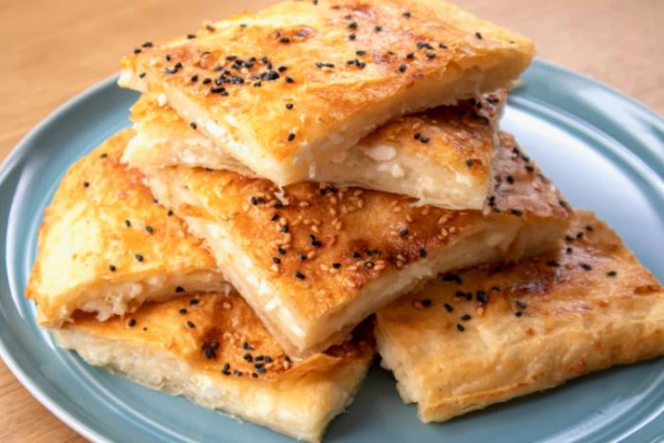 Karışık Ev Böreği